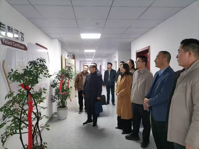 _cgi-bin_mmwebwx-bin_webwxgetmsgimg__&MsgID=3941124295533432192&skey=@crypt_11e89d4e_0f618e944cddedf0b58278800490ff6c&mmweb_appid=wx_webfilehelper